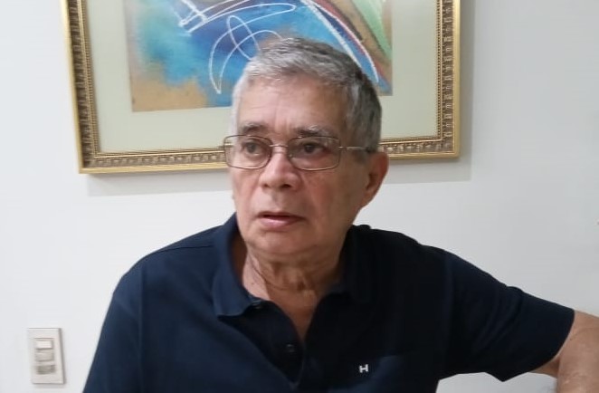 Escritor José Ribamar Garcia.