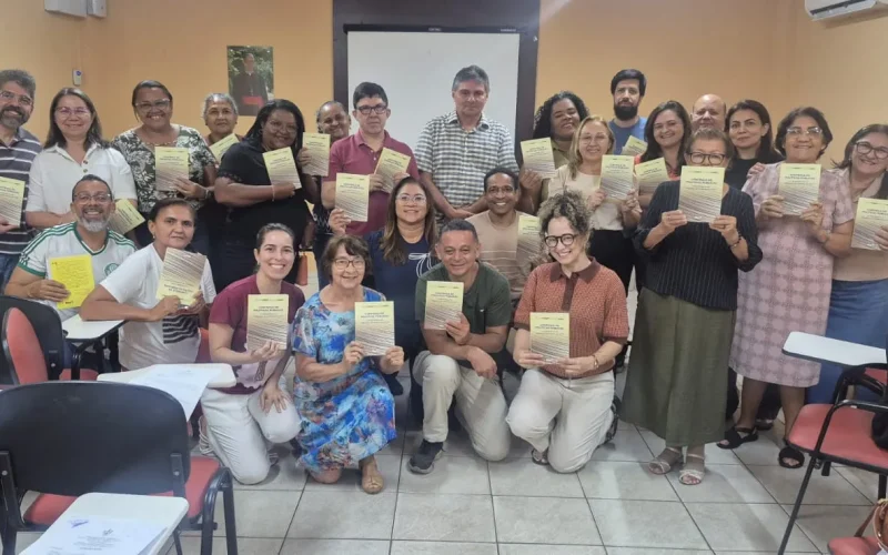 Encerramento da aula de Kennedy Barros.